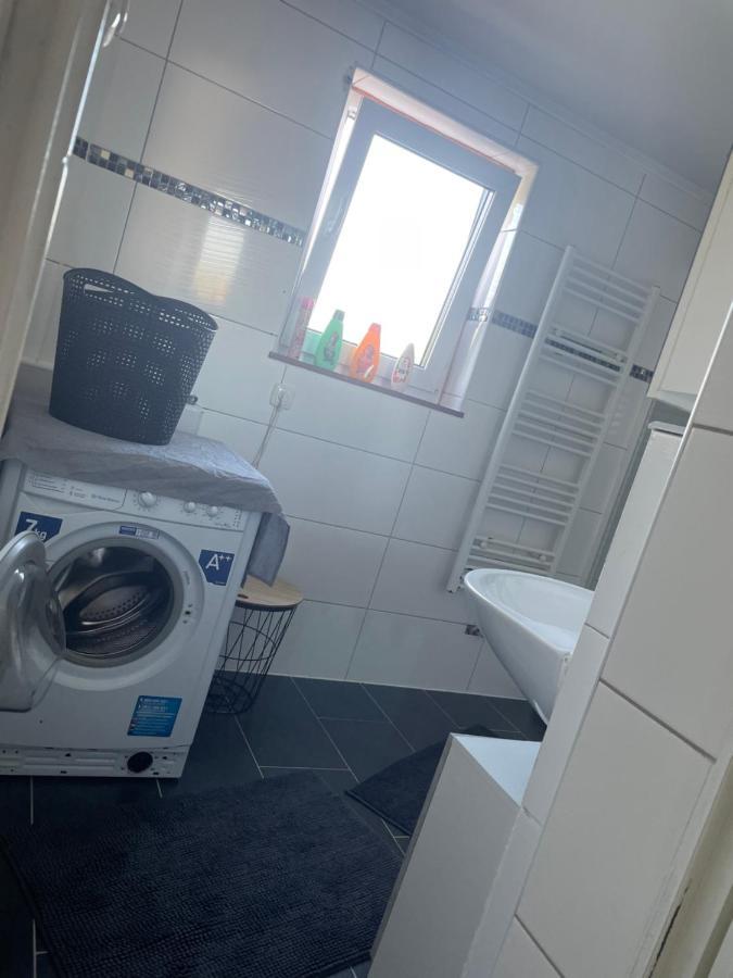 Ferien - Wohnung In Kassel Waldau Zentral Esterno foto